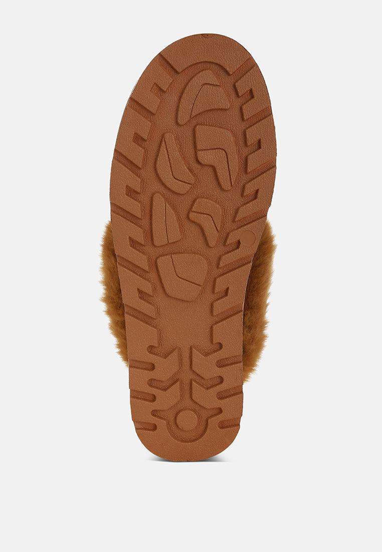 Zeta Charm Detail Slip On Snow Boots